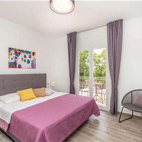 3 Bedroom Villa with Swim Pool near Dubrovnik Old Town, Sleeps 6-8